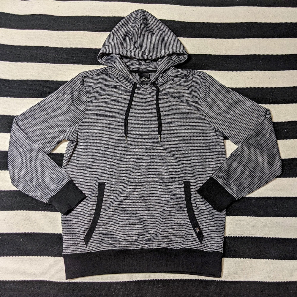 PrAna Women's Size Medium Gray Pullover Hoodie Sweater Striped Yoga Workout EUC